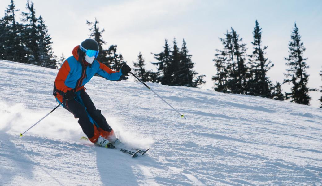 Die Vorarlberger Polizei kontrollierte, ob die Skifahrer Masken tragen.