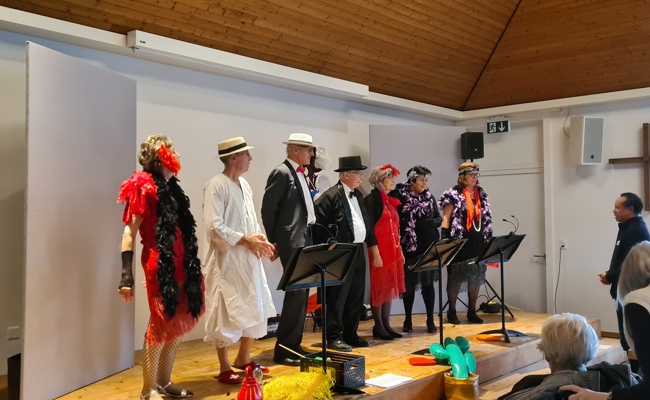 Konradsingers brachten Farbe in den gemütlichen Nachmittag
