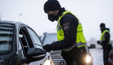 Schweizer bedroht Polizisten in Vorarlberg