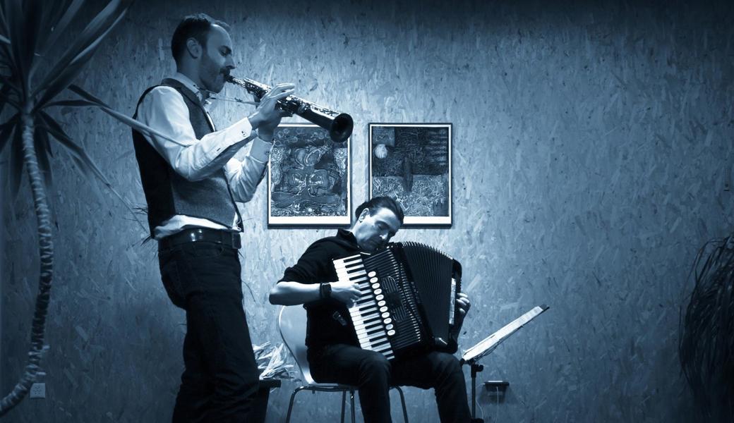 Spitzenmusiker wie Peter Lenzin und Goran Kovacevic in privatem Rahmen zu erleben, ist ein auserlesenes Vergnügen.