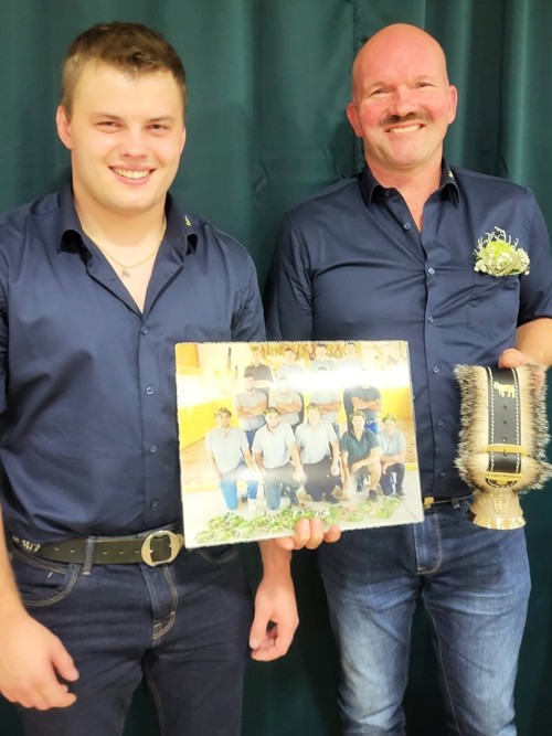 Daniel Schegg, der neue technische Leiter der Aktivschwinger, mit dem abtretenden Marcel Hangartner.