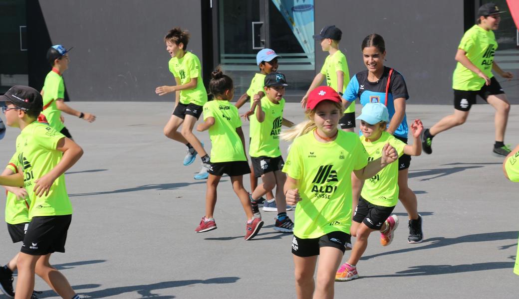 In Oberriet probierten die Kinder mehrere Sportarten aus. 