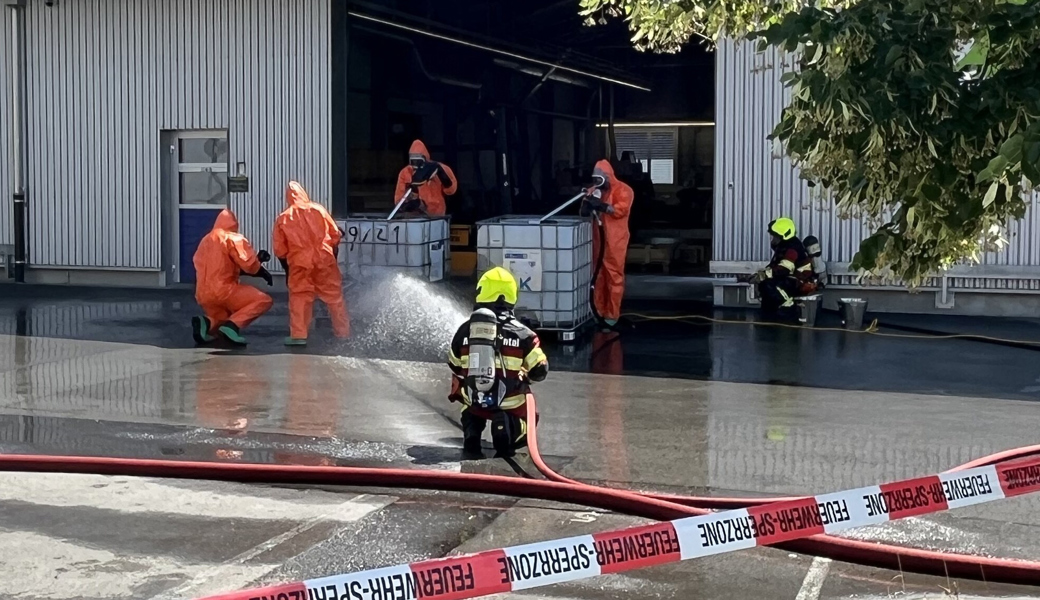 Chemieunfall an der Rheinstrasse: Reaktion in Sondermülltank