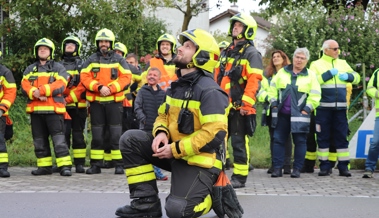 Wie im Film: Feuerwehrübung endet mit romantischem Heiratsantrag