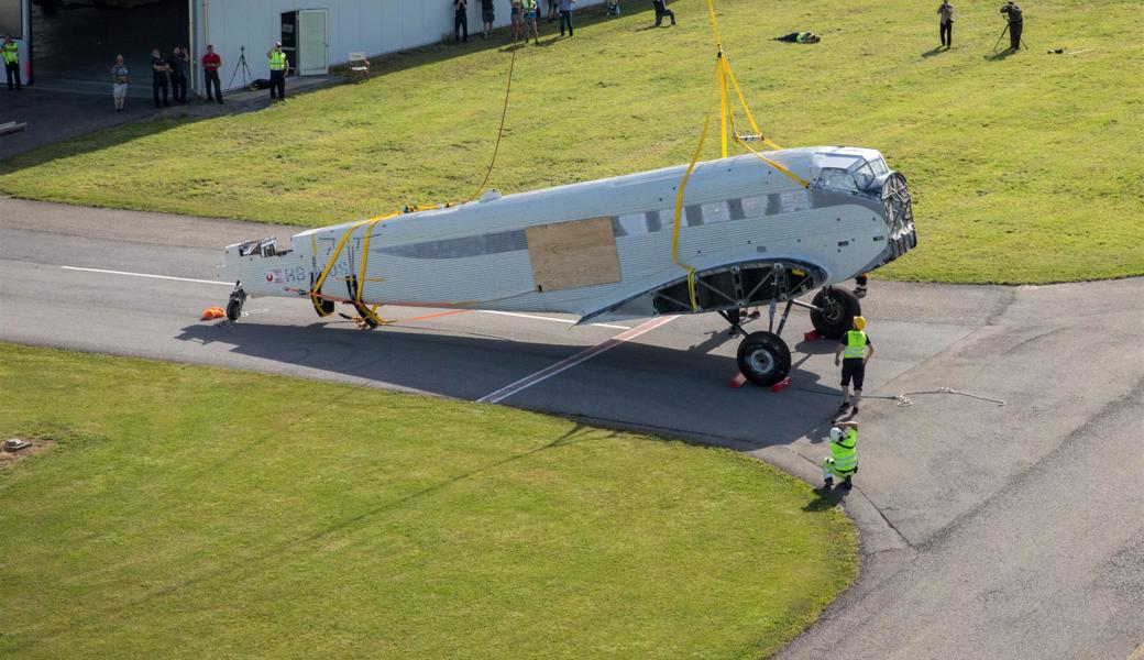 Die «Tante Ju» mit der Kennung HB-HOS am Flugplatz Altenrhein.