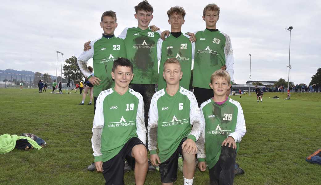 Schweizer Meister und Podestplatz im Europacup (hinten v.l.): Jonas Lüchinger, Moreno Spirig (Captain), Nevio Herzog, Luca Morais Fontoura. Vorne (v.l.): Jonas Blatter, Nils Linder und Lio Morais Fontoura.