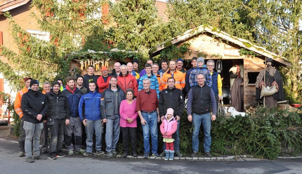 Mitglieder der IG Büchel haben alles vorbereitet: An der Krippenfeier am 23. Dezember werden die Besucher durch Alphornklänge begrüsst, der Männerchor Rüthi trägt Weihnachtslieder zum Mitsingen vor. Die Weihnachtsgeschichte wird von Pastoralassistent Richard Schmidt vorgetragen.  