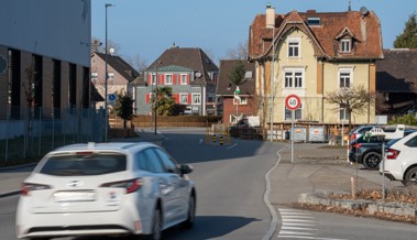 Noch dieses Jahr: Gemeinde will Verkehrssicherheit verbessern und führt Tempo 30 in Altenrhein ein