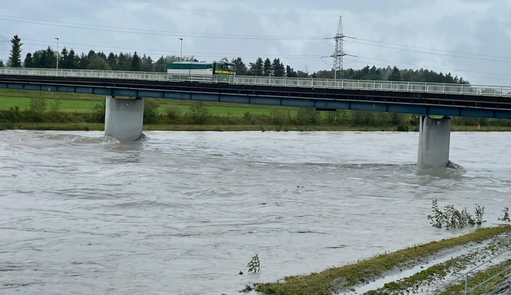 Der Rhein am Dienstagvormittag in Oberriet.