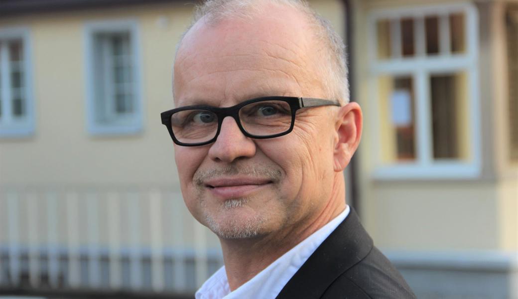 Karlheinz Pracher begann 1996 bei der Sozialpsychiatrischen Beratungsstelle in einem vierköpfigen Team und ist heute der Leiter der Psychiatrie-Zentren Rheintal, Werdenberg/Sarganserland und Linthgebiet.