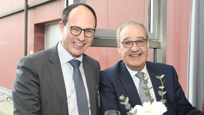 Regierungsrat Marc Mächler (links) mit Bundesrat Guy Parmelin beim Zmittag.