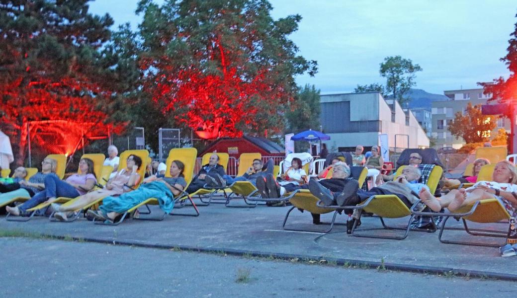 Zahlreiche Zuschauer wohnten dem Auftakt zum Open-Air-Kino Altstätten bei und genossen den Schweizer Film «Zwingli».  