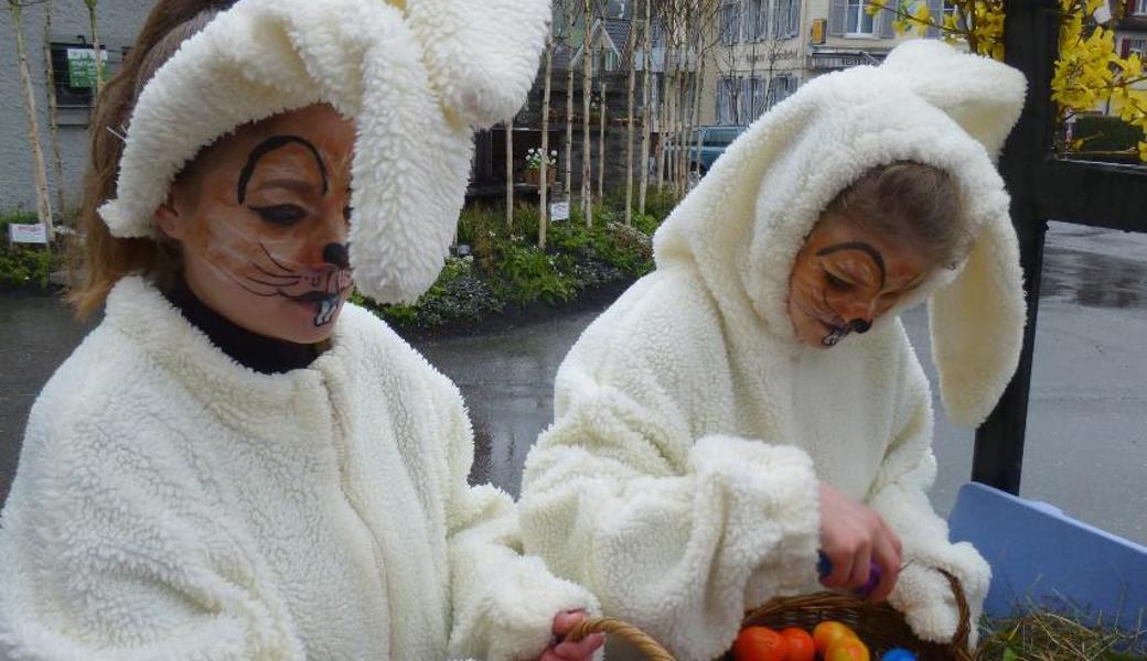 Die Osterhasen sind am Ostersamstag unterwegs. 