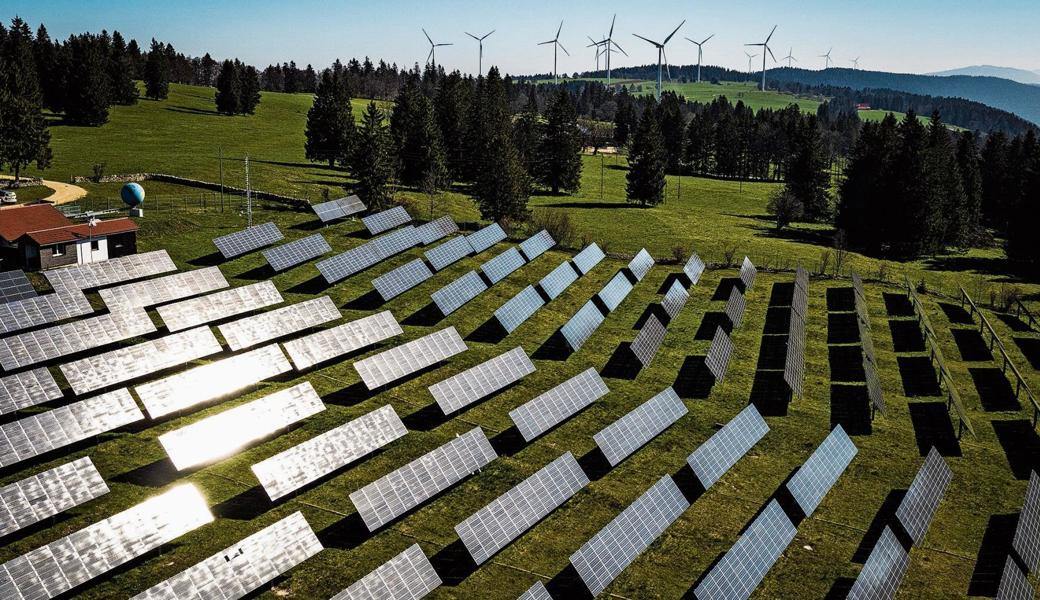 Appenzell Ausserrhoden soll verstärkt auf Solar- und Windenergie setzen. Dies schlägt ein Initiativkomitee vor.  