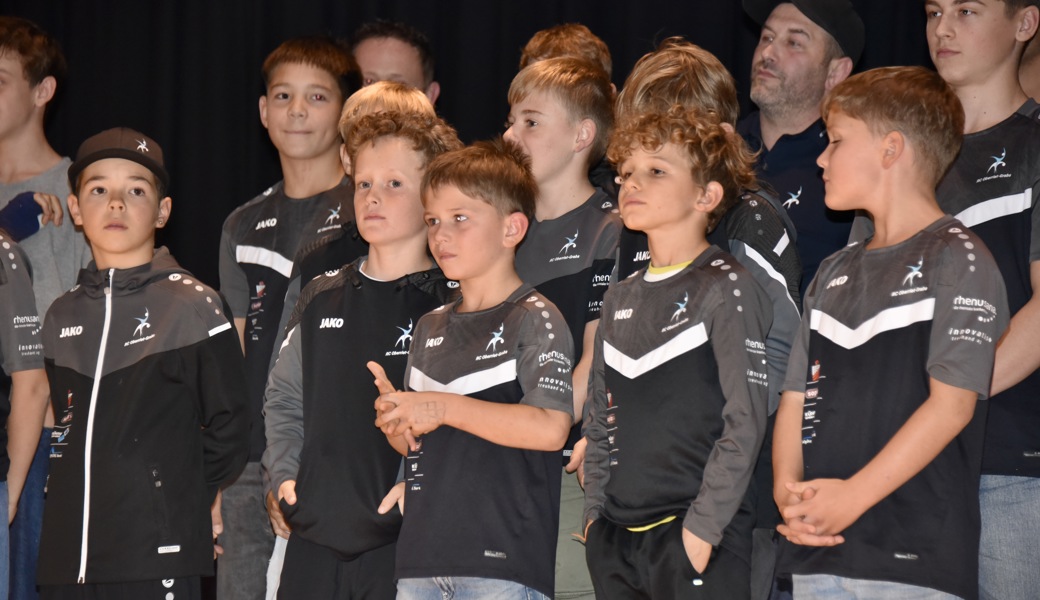 38 Sportlerinnen und Sportler und zwölf Teams verdienten sich eine Ehrung