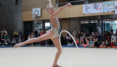 Elisiana Nikaj und Shania Hutter auf dem Weg an ihr grosses Ziel