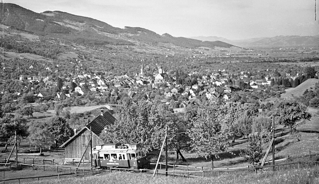 Stellte jemand eine Rote Liste bedrohter Bähnli auf: Die Zahnradbahn Altstätten – Gais (hier in einer Ansicht von 1942) gehörte an erste Stelle.