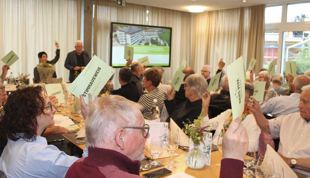 «Haus Viva»: Investieren in eigenes Land und VR-Mitglieder geehrt für langjährigen Einsatz