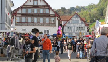 «Gschänklifischen», Musik und Weindegustation am Jahrmarkt