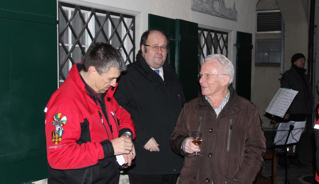 Alex Zenhäusern (Fasnachts-OK-Präsident), Werner Ritter (Museums-Vize und Eröffnungsredner) sowie Verkehrsvereinspräsident Wolfgang Kessler.