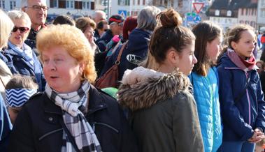 Blendendes Fasnachtstreiben in den Gassen