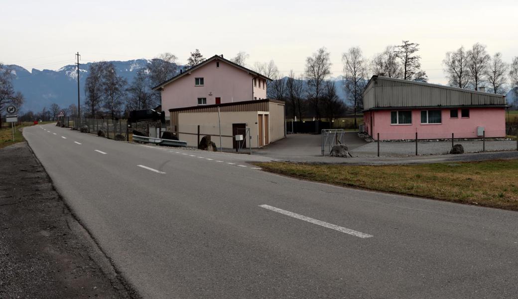 Die Gemeinde Rebstein beabsichtigt die ehemalige Produktionsstätte der Bäckerei Magenbrot Rohner AG zu erwerben. Ziel ist es damit Landreserven für eine allfällige Erweiterung der Sportanlagen zu schaffen. 