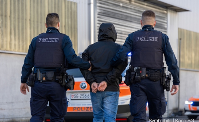 Schwer verletzter Mann in Widnau entdeckt – Spur führt nach St. Margrethen