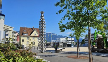 Schaufeln stehen still, Diepoldsauer Brunnen spart Wasser: «A bitz meh Bewegig dörft si», sagt Erbauer Kuspi