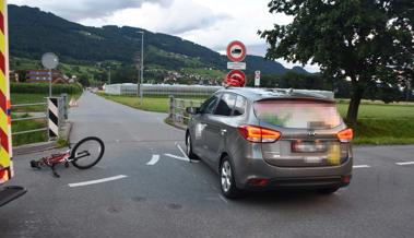 Schülerin von Auto angefahren