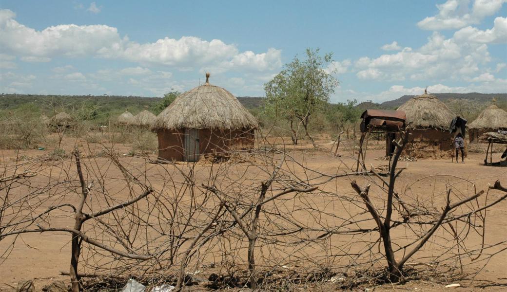 Was ist eine Lehmhütte in irgendeinem afrikanischen Dorf, wenn ein herrliches Zuhause ein stilvoll eingerichtetes Haus ist? 