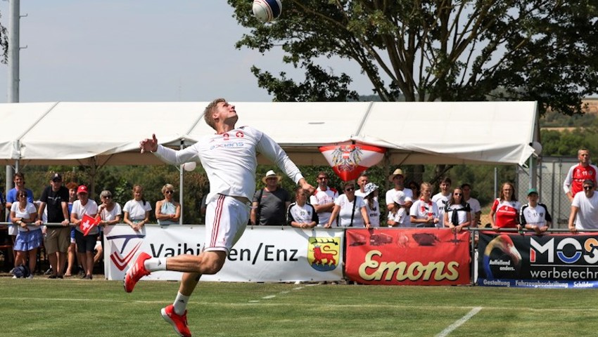 Die Schweizer U21-Nationalmannschaft will an der Heim-EM in Jona in den Final.