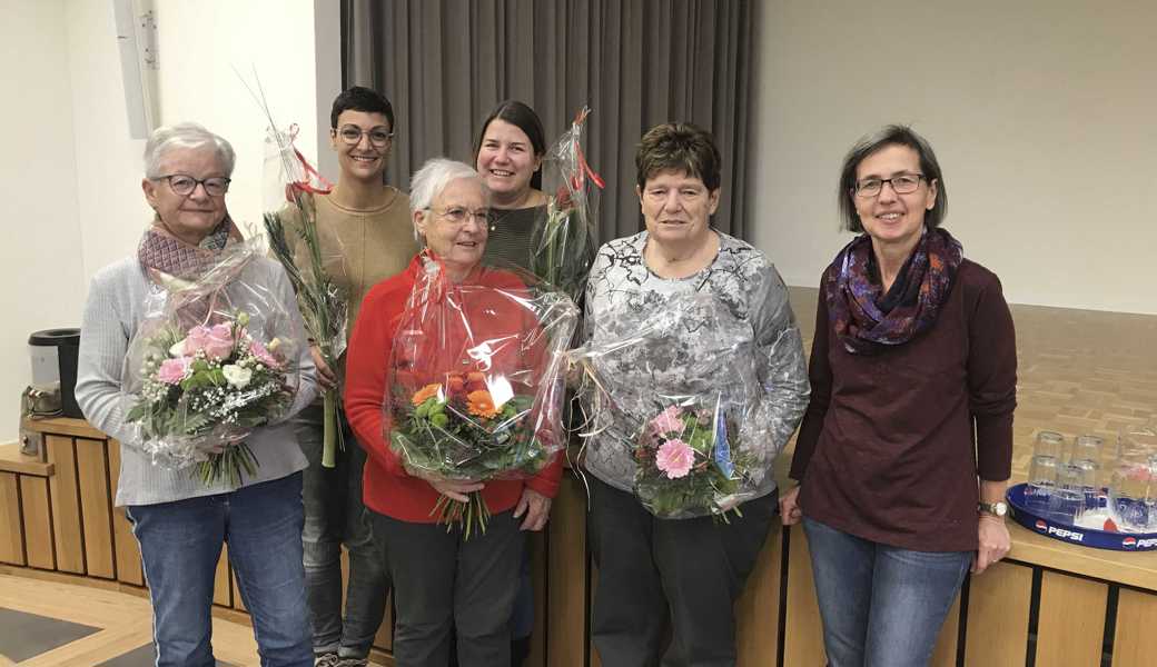 Wechsel im Organisationsteam (v.l.): Marianne Pfändler, Sabrina Aerni, Bea Niederer, Natalie dal Molin, Lisbeth Baumgartner, Corinne Wälter (Präsidentin Frauenverein).