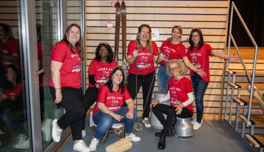 «Après-Ski» in der Berglihalle: Vorstand der Frauengemeinschaft lud zum Winterzauber