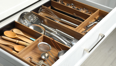 Tschau Fleischbällchen-Roller und Bananen-Schneider