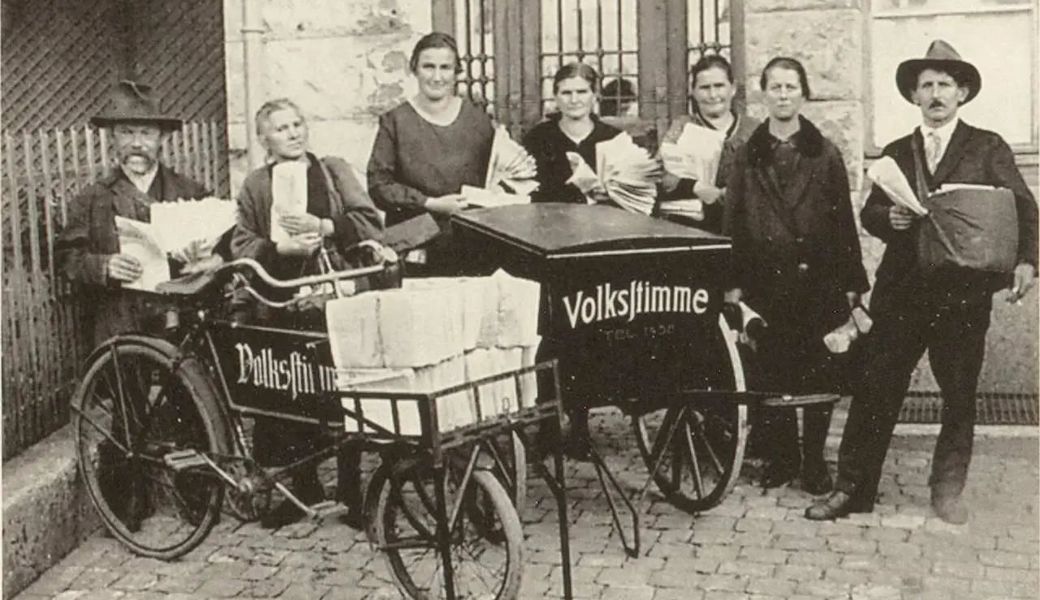 Zeitungsverträgerinnen und Zeitungsverträger der «Volksstimme» in St.Gallen, 1929.