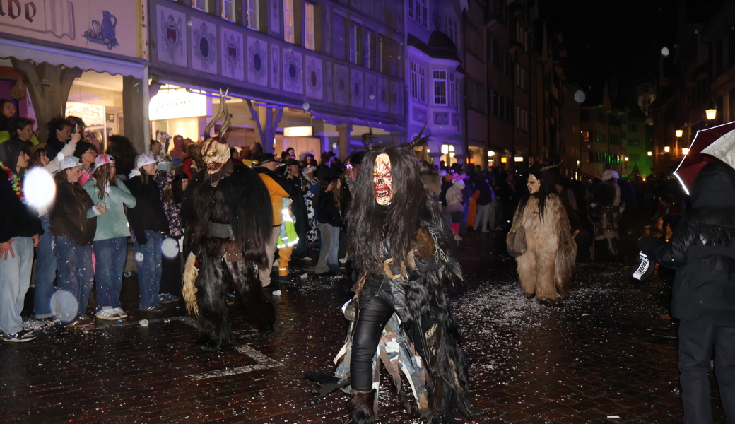 Wenn sich das Rheintal am Tschätteri zur grossen Fasnachtsparty trifft