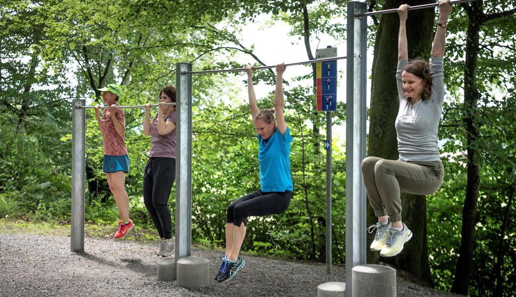 Die Ausreden sind manchmal übermächtig, aber wissen tun es eigentlich alle: Wer sich mit regelmässiger Bewegung fit hält, lebt gesünder und steigert das Wohlbefinden.  