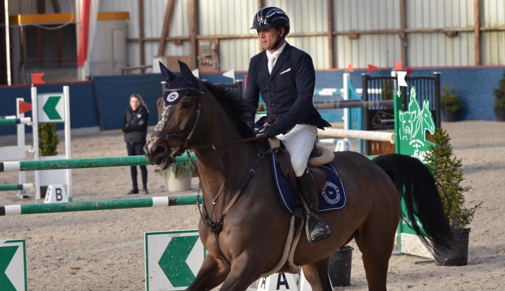 Peter Bleiker vom Reitsportzentrum Altstätten war in verschiedenen Prüfungen erfolgreich und erritt einige Klassierungen.