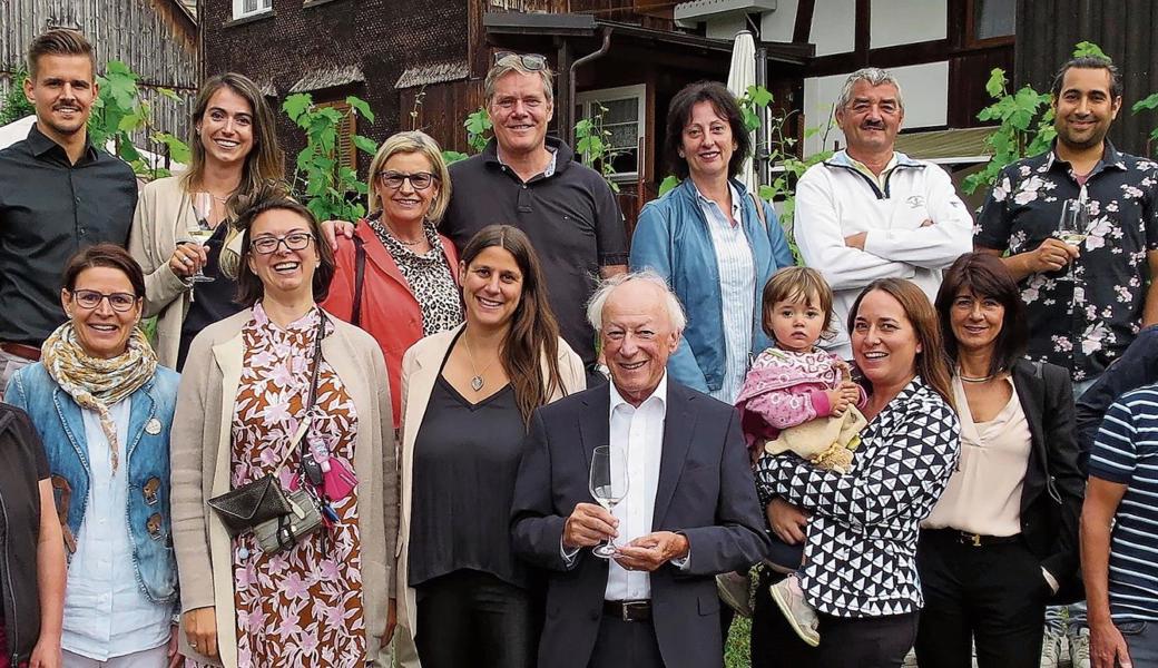 Das SMC-Team genoss das Sommertreffen im Bernecker Haus des Weins. 