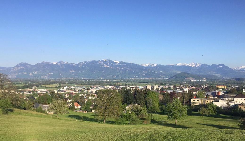 Das rund 55000 m2 grosse Gebiet wird unter anderem mit einer neuen Strasse, der Donnerstrasse, erschlossen.