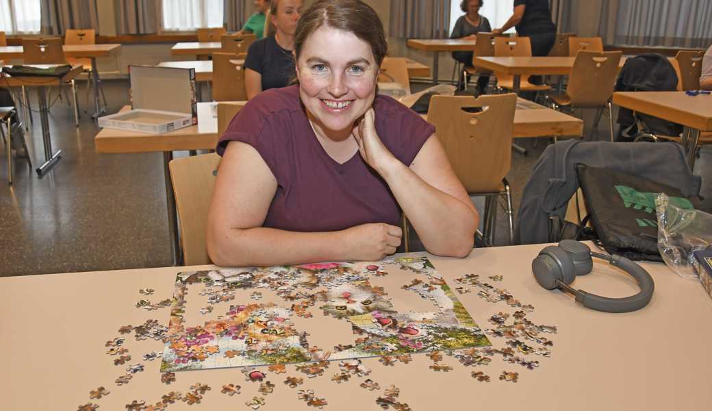 Tanja Gassner hat in neunzig Wettkampfminuten knapp drei Viertel des 500-Teile-Puzzles gelegt. Sie sagt: «Schon als ich die Folie aufriss, wusste ich, dass ich nicht fertig werde.» 