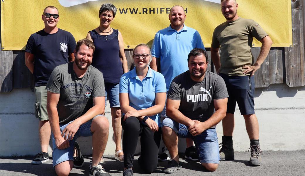 Das Organisationskomitee des «Rhife-Festivals» (hinten v. l.): Pascal Lenherr, Andrea Willi, Fabian Lenherr und Sandro Steiger. Vorne v.l.: Patrick Rohner, Nadia Geisser und Renato Willi. 