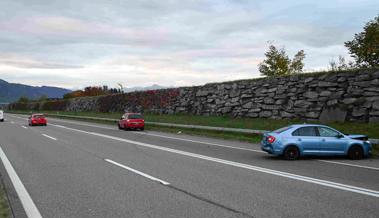 Auf bremsendes Auto aufgefahren: Ein Verletzter