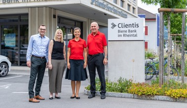 Die Clientis Biene Bank im Rheintal unterstützt Jubiläum des Männerchors
