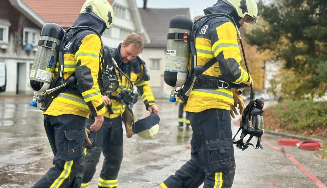 Rauch, Schreie und Blaulicht: Feuerwehr probt den Ernstfall im alten Spital