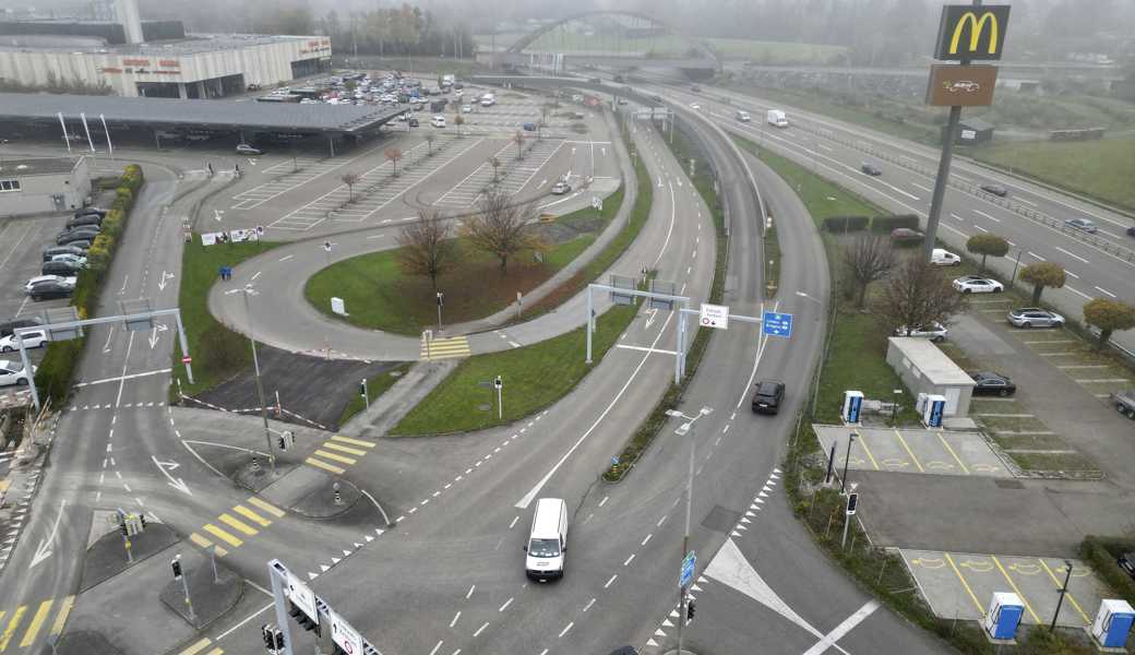 Kreuzung wird saniert: ab Montag mit Einschränkungen befahrbar