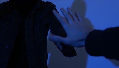 13-jährige Wiederholungstäter überfallen 72-jährigen Mann brutal