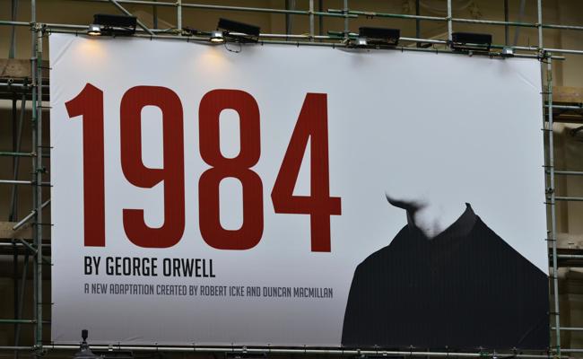 Seitenblick: Der ganze Clan ist Dir auf den Fersen