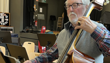 Nie zu alt für schöne Melodien: Aus Noten zaubert das Seniorenorchester harmonische Musik Nie zu alt für schöne Melodien: Aus Noten zaubert das Seniorenorchester harmonische Musik