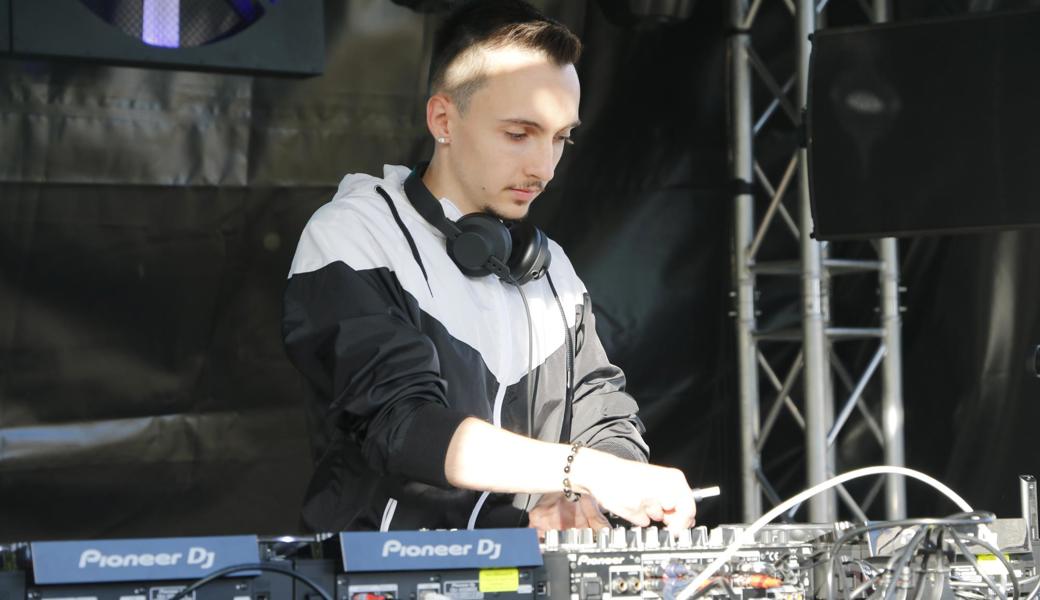 DJ Uniic
